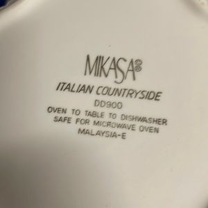 Mikasa Italian countryside dd900 soup tureen
